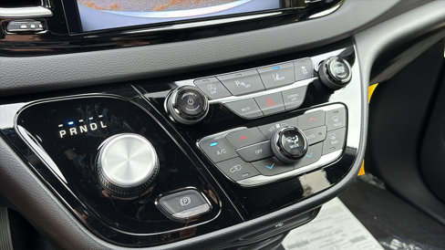 New 2026 Chrysler Voyager LX image 16