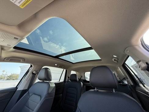 New 2025 Volkswagen Atlas SEL image 17
