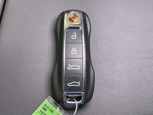 New 2025 Porsche Taycan image 44