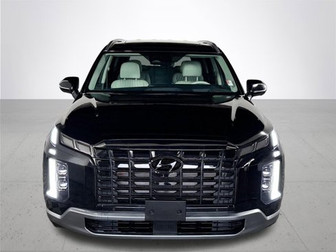 Used 2024 Hyundai Palisade Limited image 3