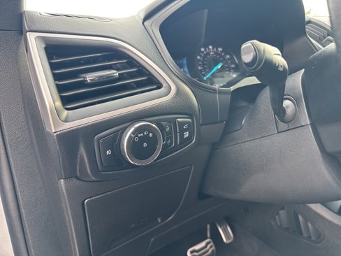 Used 2024 Ford Edge ST-Line image 15
