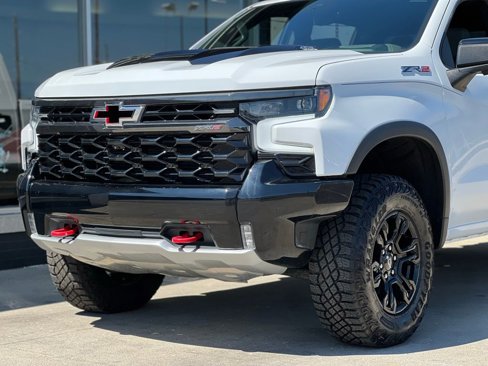 Used 2023 Chevrolet Silverado 1500 ZR2 w/ Technology Package image 33