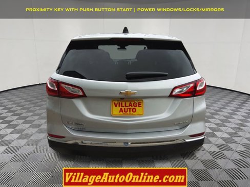 Used 2020 Chevrolet Equinox LT image 3
