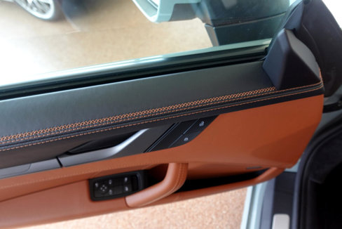 Used 2025 Porsche 911 Carrera image 16