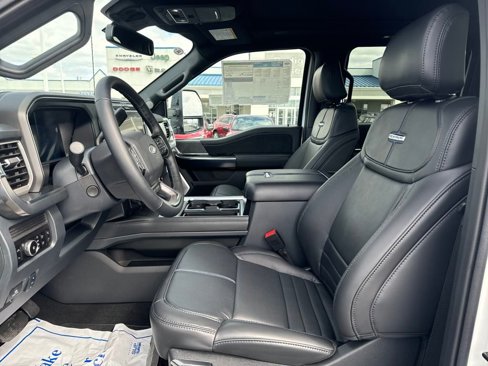 New 2025 Ford F350 Platinum image 9