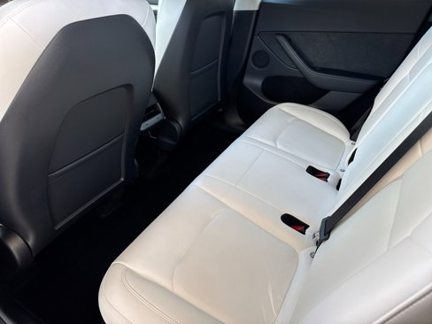 Used 2023 Tesla Model Y Long Range image 12