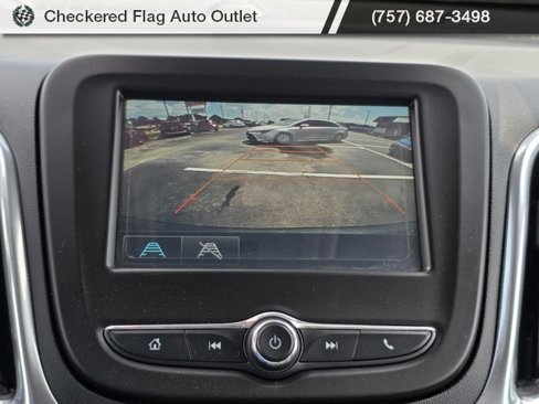 Used 2018 Chevrolet Equinox LT image 32