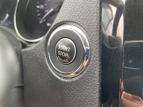 Used 2014 Nissan Rogue SV w/ SV Premium Package image 17