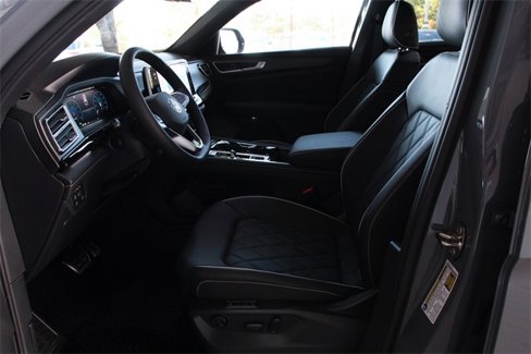 New 2026 Volkswagen Atlas Cross Sport SEL Premium R-Line image 8