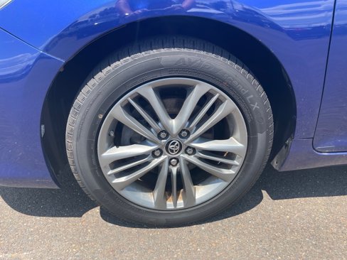 Used 2015 Toyota Camry LE image 31