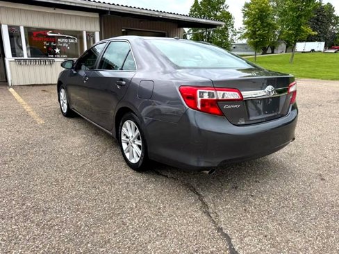Used 2014 Toyota Camry SE image 7