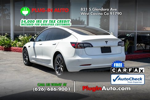 Used 2023 Tesla Model 3 Standard Range image 2