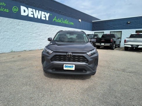 Used 2022 Toyota RAV4 XLE image 8