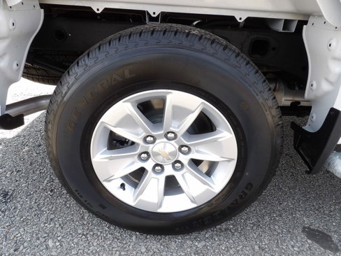 Used 2024 Chevrolet Silverado 1500 W/T image 41
