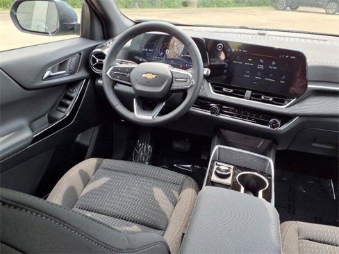 New 2026 Chevrolet Equinox LT image 7
