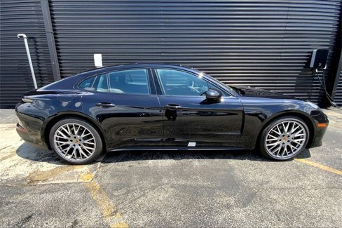 New 2025 Porsche Panamera 4 image 11