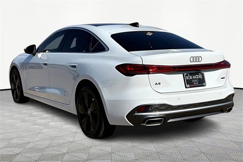 Used 2025 Audi A5 2.0T Prestige image 12