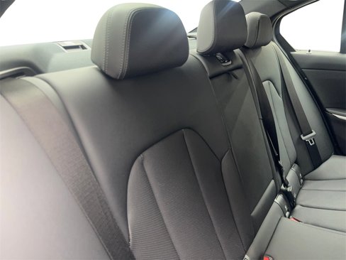 Used 2025 BMW 330i Sedan image 40