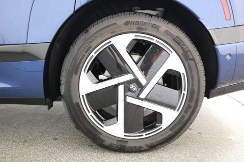 Used 2026 Hyundai Ioniq 9 Calligraphy image 7