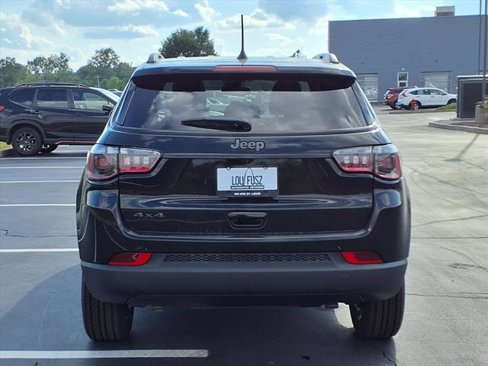 New 2026 Jeep Compass Latitude image 19