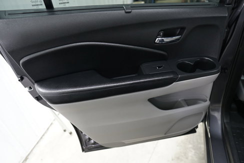 Used 2017 Honda Pilot Touring image 38