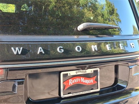 Used 2024 Jeep Wagoneer Series II image 30