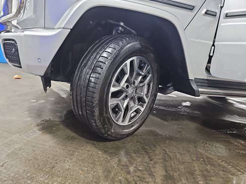 Used 2025 Mercedes-Benz G 550 image 19