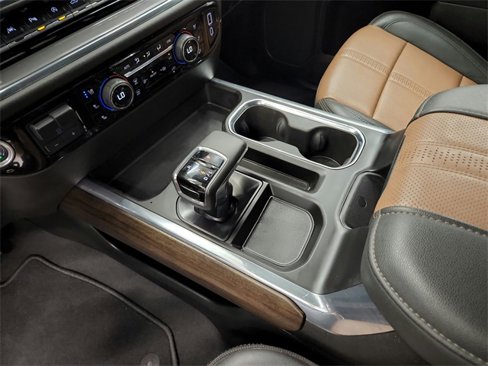 Used 2025 Chevrolet Silverado 1500 High Country w/ Technology Package image 32
