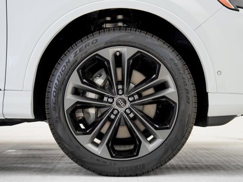 New 2025 Audi Q7 3.0T Premium Plus image 30
