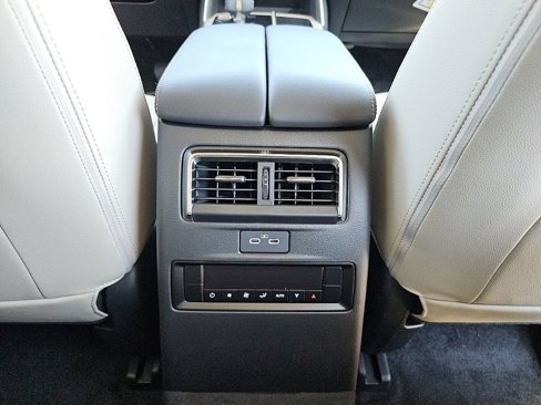 New 2025 MAZDA CX-70 Plug-In Hybrid w/ Premium Pkg image 14