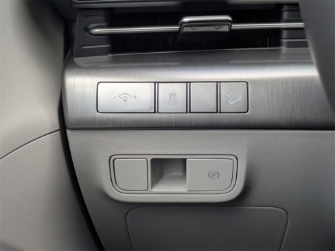Certified 2024 Hyundai Kona SEL image 18