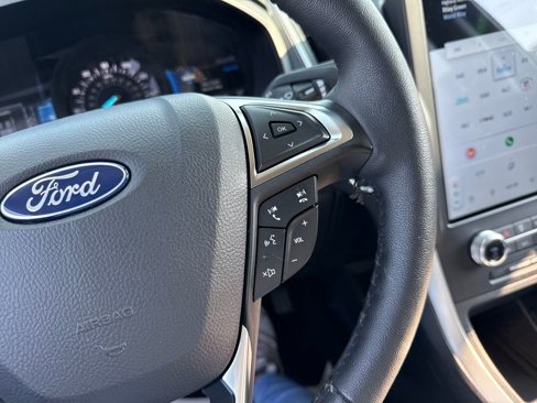 Used 2024 Ford Edge SEL w/ Convenience Package image 41