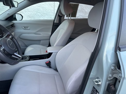 Used 2024 Hyundai Kona SEL image 7