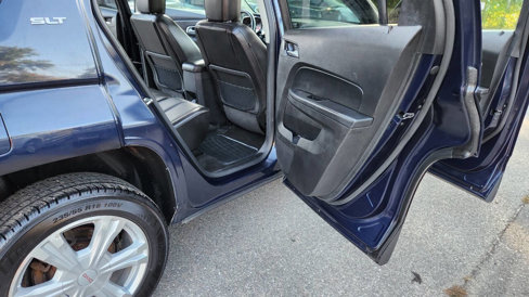 Used 2017 GMC Terrain SLT w/ Open Road Package image 40