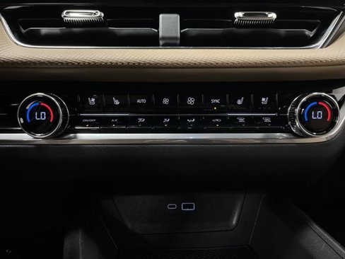 New 2026 Chevrolet Equinox ACTIV w/ Convenience Package III image 20