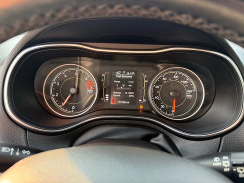 Used 2021 Jeep Cherokee Latitude Plus image 20