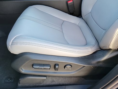 New 2025 Honda Pilot Touring image 14