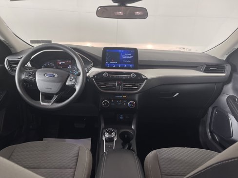 Used 2022 Ford Escape SE image 13