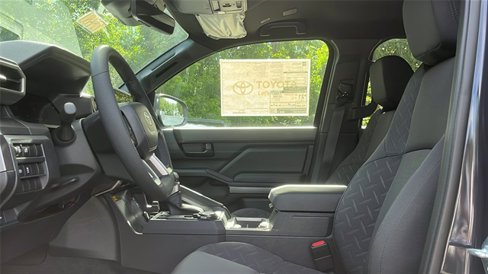 New 2025 Toyota Tacoma SR5 image 7