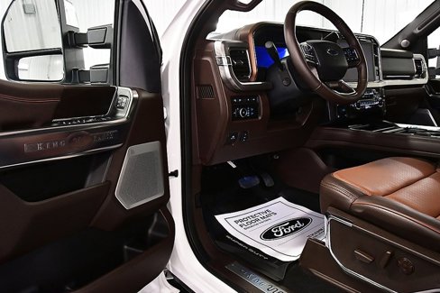 Used 2024 Ford F350 King Ranch w/ Chrome Package image 17