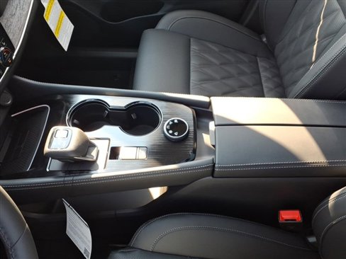 New 2026 Nissan Rogue Platinum image 15