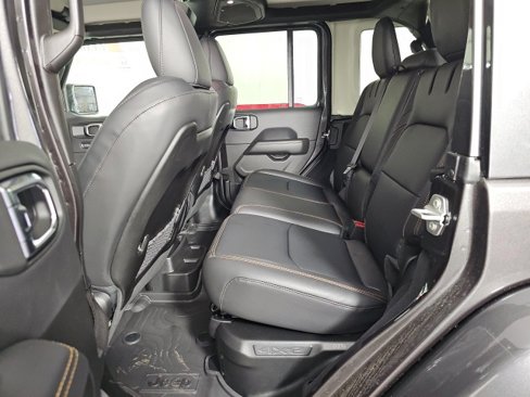 New 2025 Jeep Wrangler Unlimited Sahara image 22