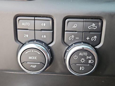Used 2022 GMC Sierra 1500 AT4 w/ AT4 Premium Package image 17