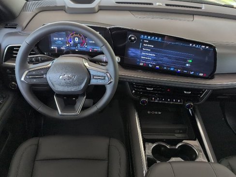 New 2026 Chevrolet Suburban Z71 w/ Comfort Package image 4
