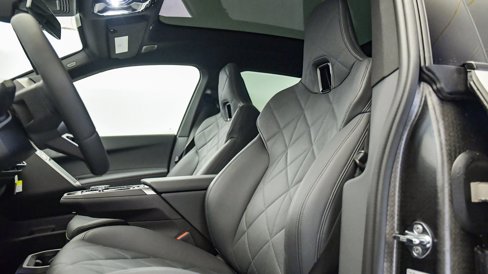 New 2026 BMW iX M70 image 24