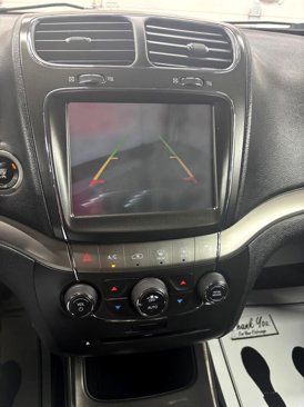 Used 2015 Dodge Journey Crossroad w/ Flexible Seating Group image 3
