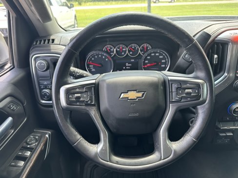 Used 2021 Chevrolet Silverado 1500 LT w/ Convenience Package II image 19