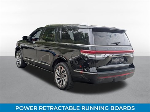 Certified 2024 Lincoln Navigator L 4WD image 6