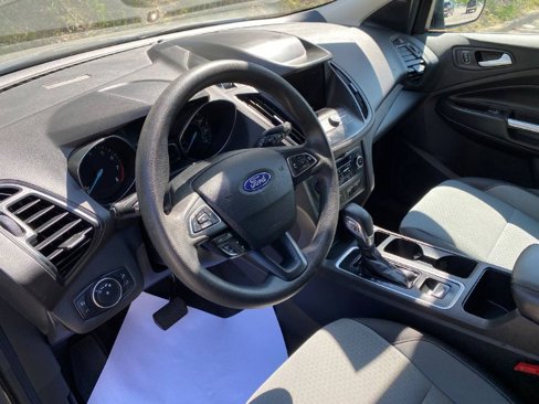 Used 2019 Ford Escape SE image 8