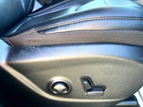 Used 2023 Jeep Cherokee Altitude Lux image 13
